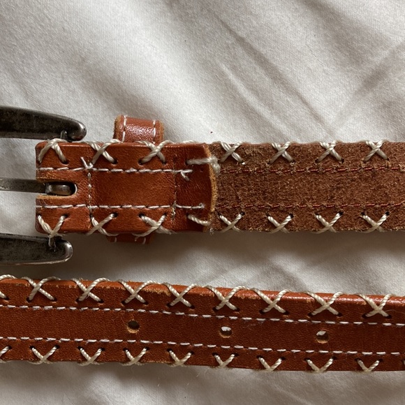 Vintage Esprit Stitched Leather Belt - Picture 4 of 8